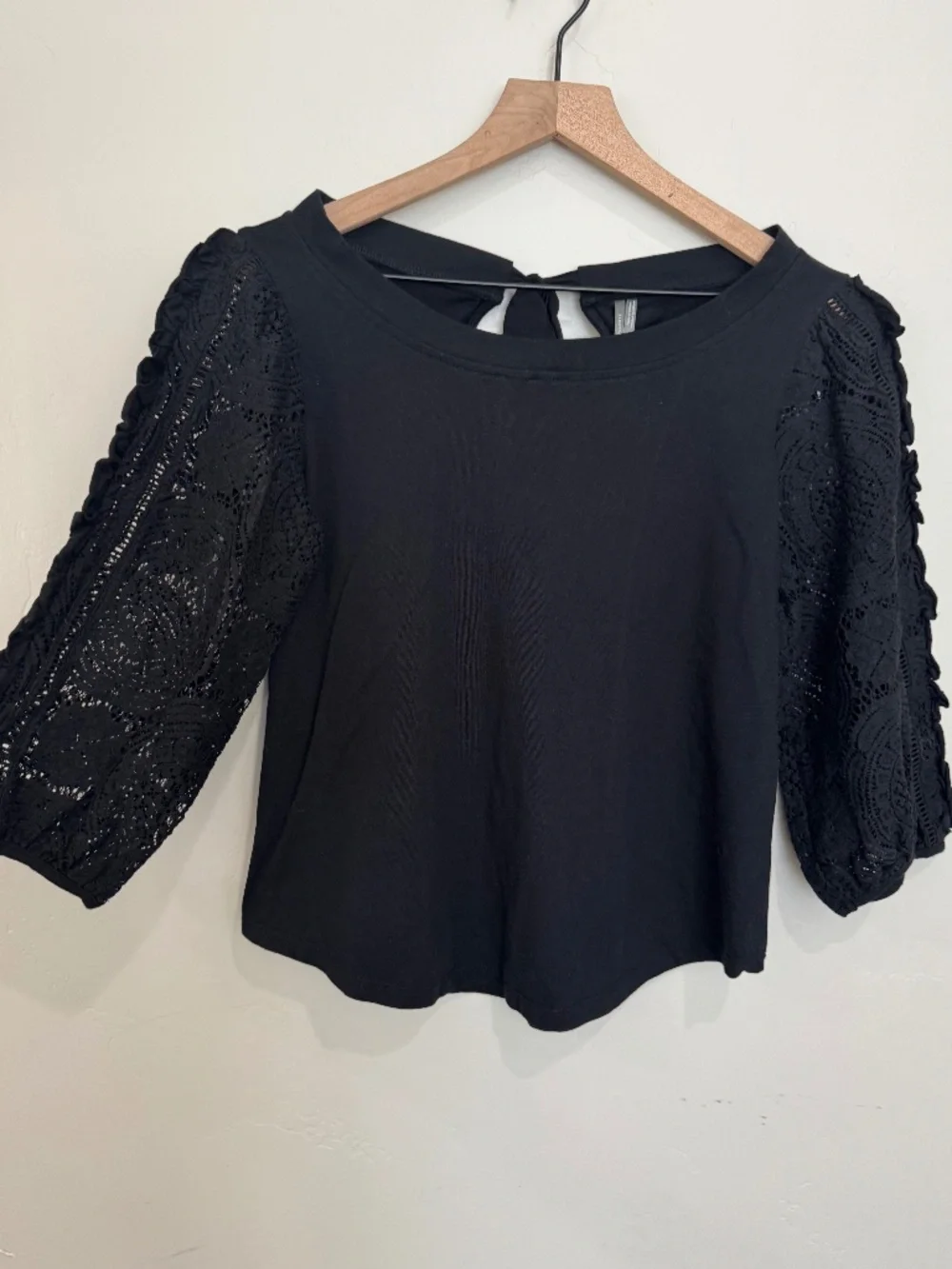 Anthropologie Nina Lace‎ Top Size Small Sheer Crochet Sleeve Black Blouse Cotton